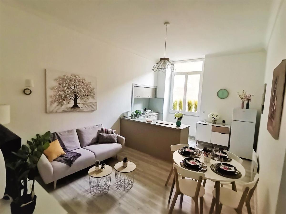 Appartement Catharina Вилньов-сюр-Ло Екстериор снимка